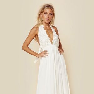 🍋 FL&L Isabella Halter Maxi Dress